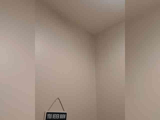 QueenAnitaDix webcam