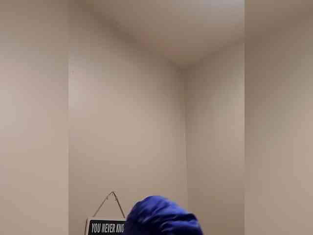 QueenAnitaDix webcam