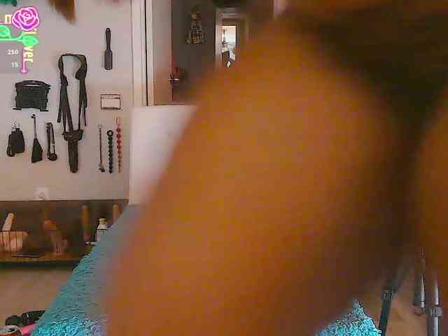 QueenAnitaDix