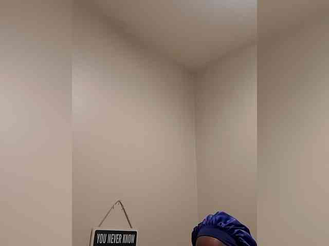 QueenAnitaDix webcam