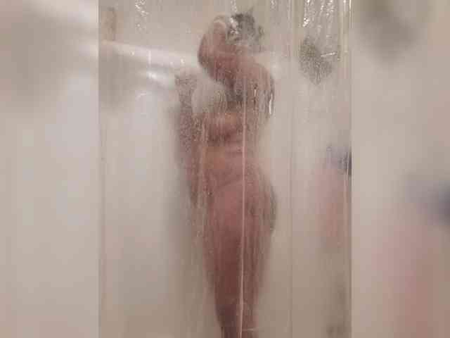 QueenAnitaDix