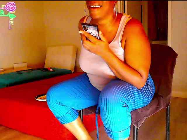 QueenAnitaDix webcam