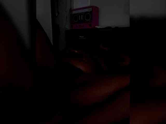 QueenAnitaDix webcam