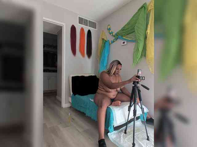 QueenAnitaDix