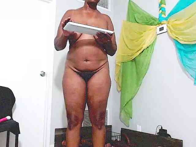QueenAnitaDix