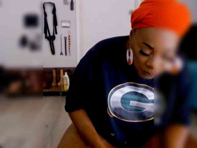QueenAnitaDix