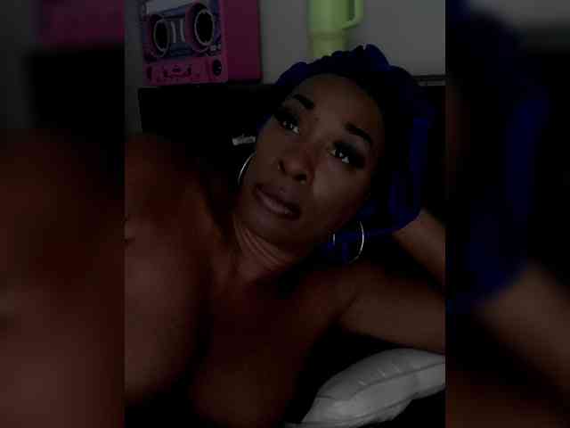 QueenAnitaDix