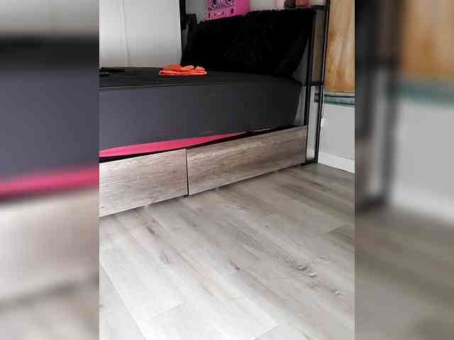 QueenAnitaDix webcam