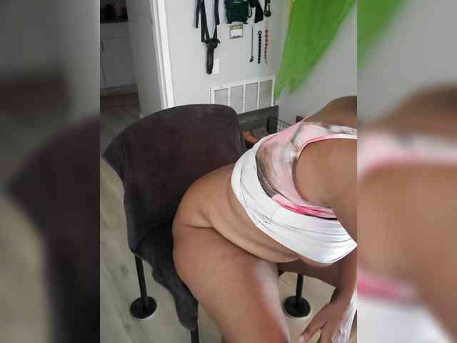 QueenAnitaDix QueenAnitaDix