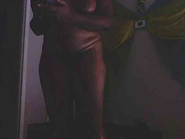 QueenAnitaDix webcam