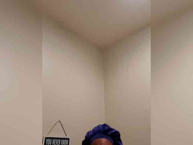 QueenAnitaDix webcam