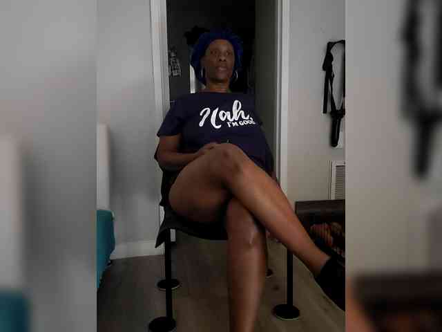 QueenAnitaDix webcam