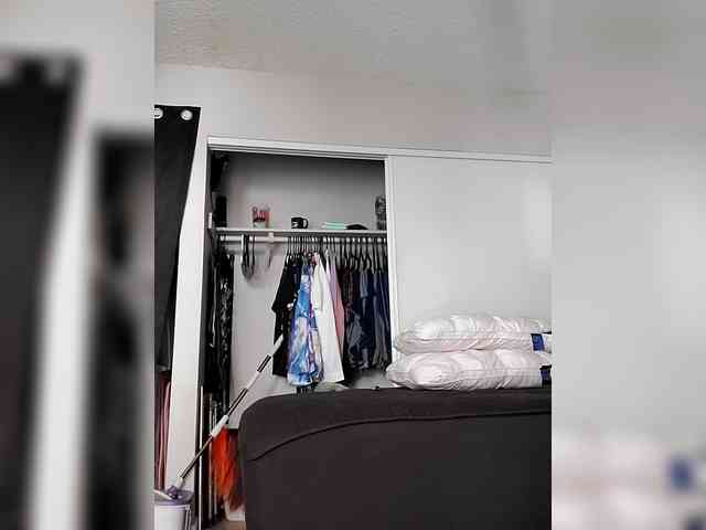 QueenAnitaDix webcam