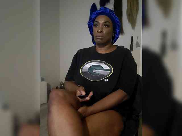 QueenAnitaDix webcam