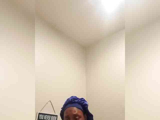 QueenAnitaDix webcam