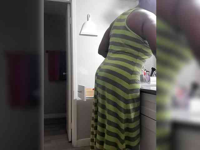 QueenAnitaDix webcam