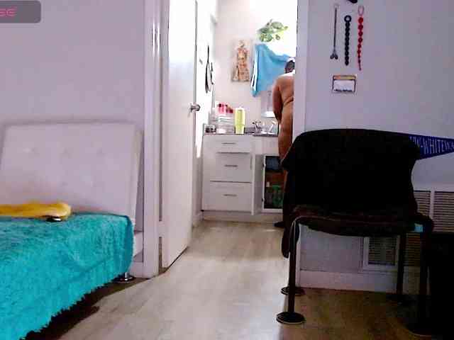 QueenAnitaDix