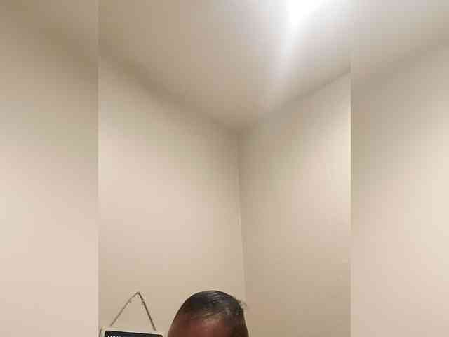 QueenAnitaDix webcam