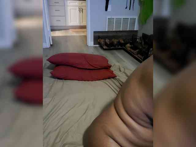 QueenAnitaDix webcam
