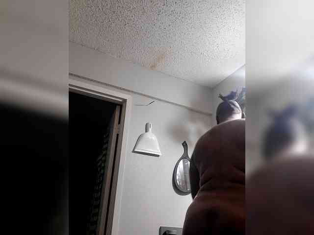 QueenAnitaDix webcam