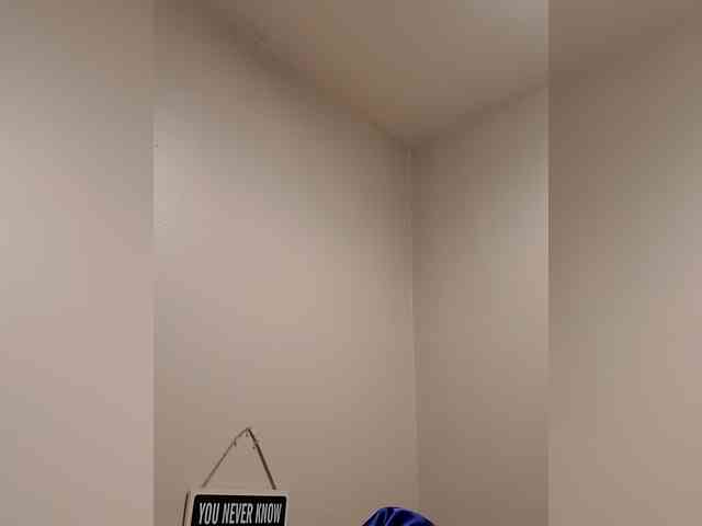 QueenAnitaDix webcam