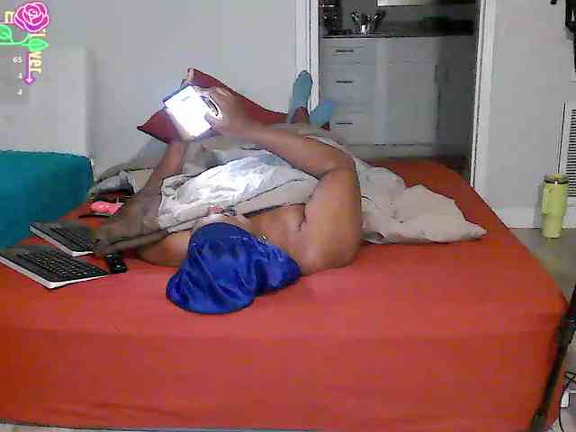QueenAnitaDix webcam
