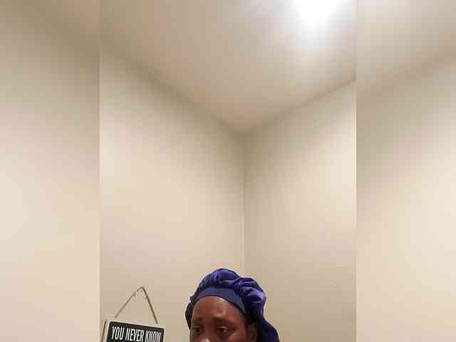 QueenAnitaDix webcam