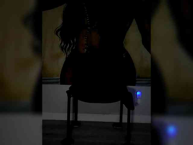 QueenAnitaDix webcam