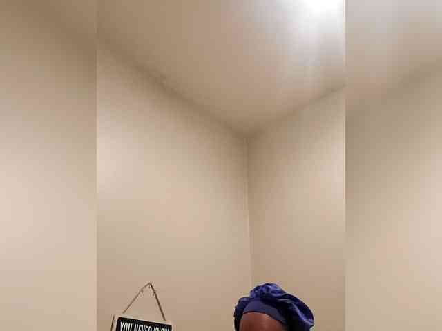QueenAnitaDix webcam