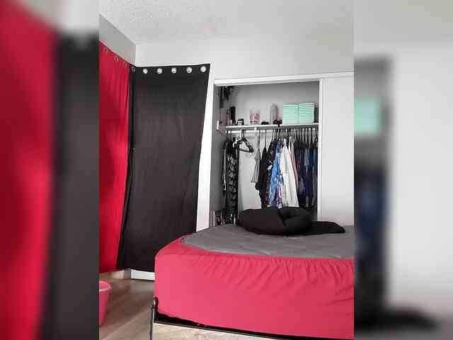 QueenAnitaDix webcam