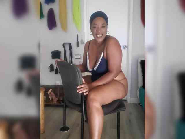 QueenAnitaDix