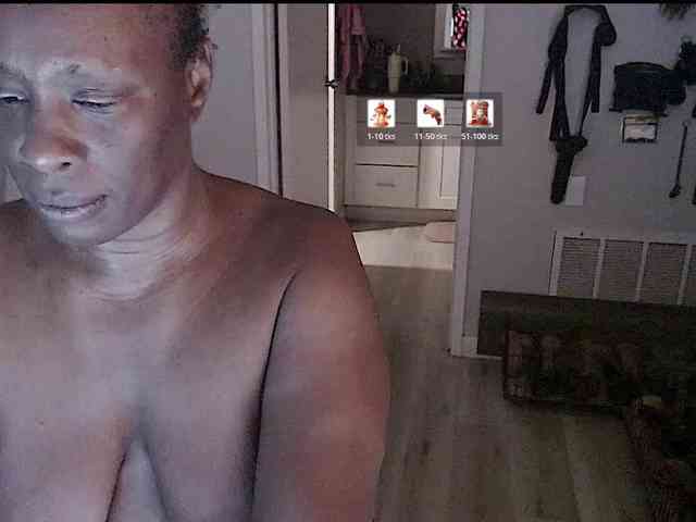 QueenAnitaDix