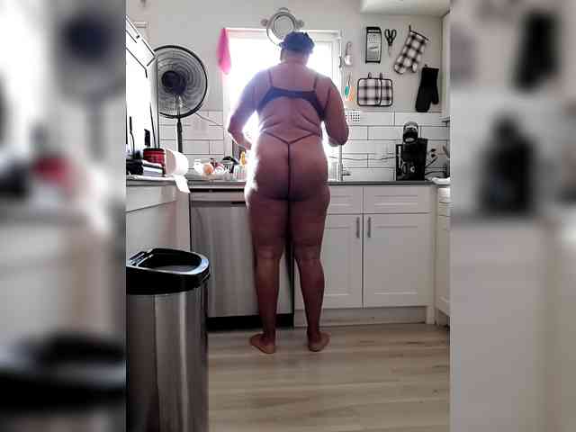 QueenAnitaDix webcam