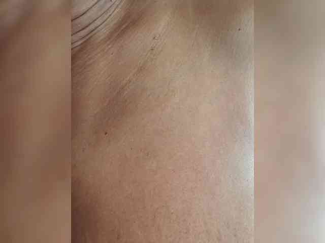 QueenAnitaDix webcam