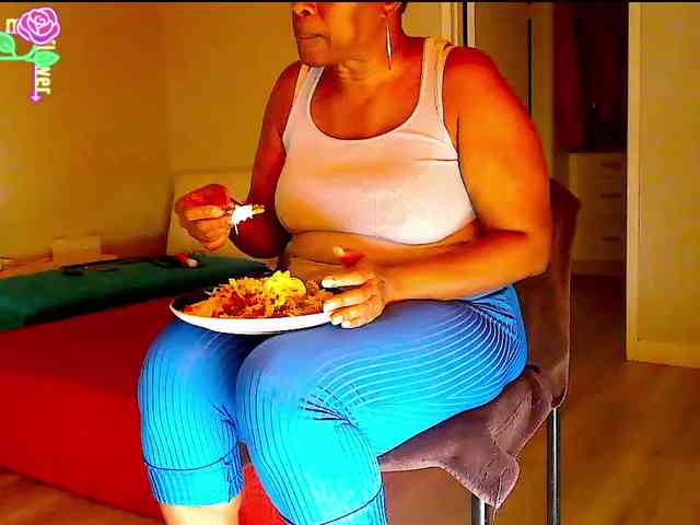 QueenAnitaDix webcam