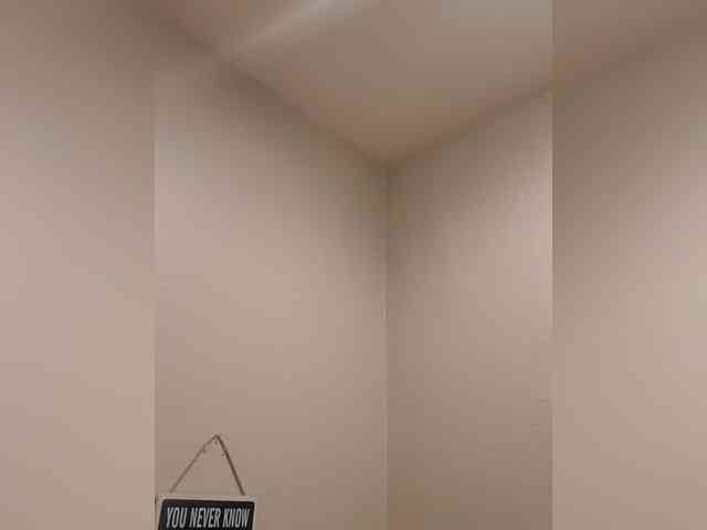 QueenAnitaDix webcam