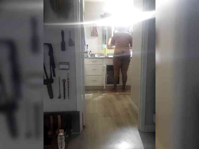 QueenAnitaDix webcam
