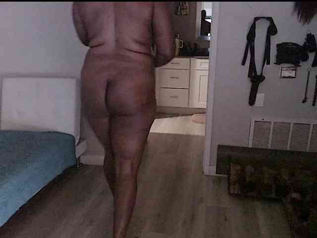 QueenAnitaDix webcam
