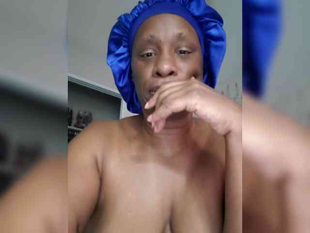 QueenAnitaDix