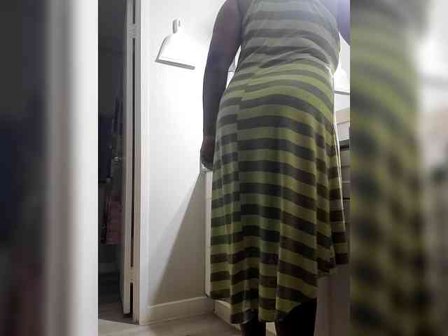 QueenAnitaDix webcam
