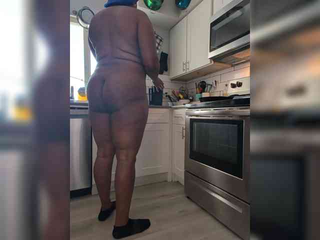 QueenAnitaDix