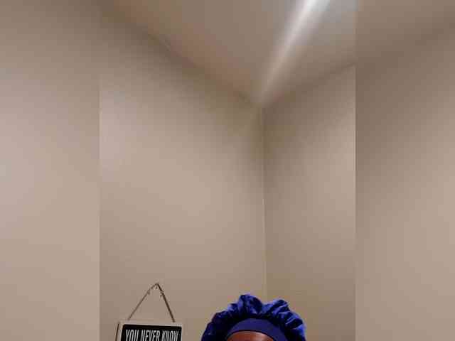 QueenAnitaDix webcam