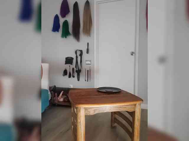 QueenAnitaDix webcam