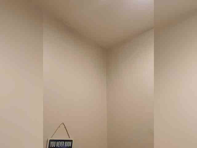QueenAnitaDix webcam