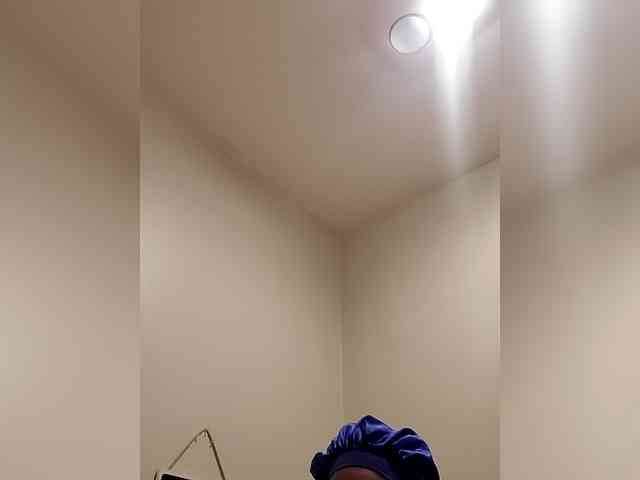 QueenAnitaDix webcam