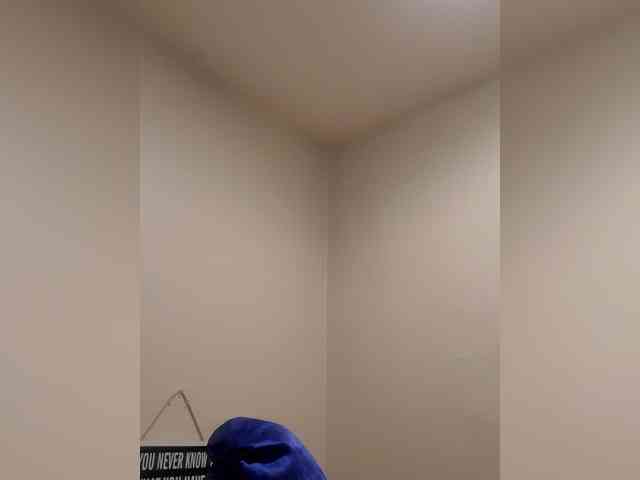 QueenAnitaDix webcam