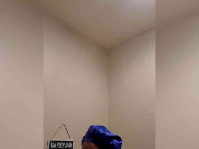 QueenAnitaDix webcam