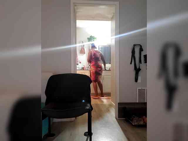 QueenAnitaDix webcam