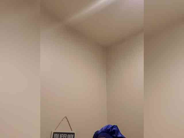 QueenAnitaDix webcam