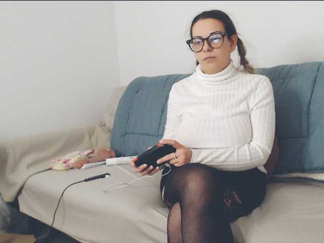 GiuliaHotXXX1 live cam on BongaCams